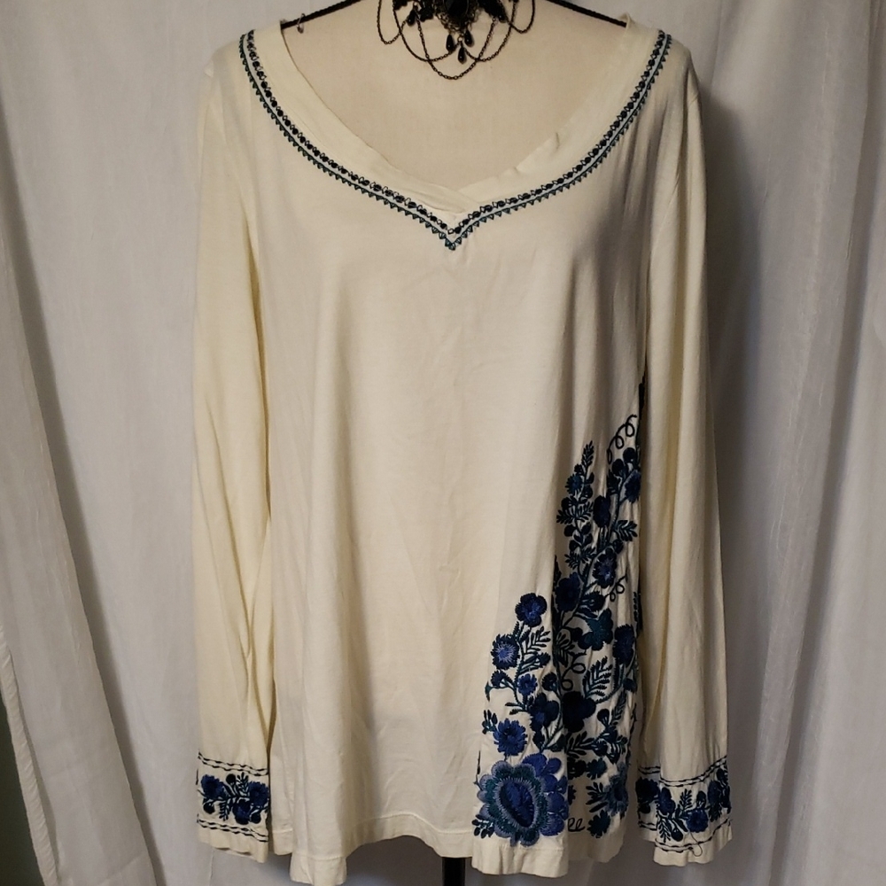 Johnny Was Cream Long Sleeve Tee with Blue Floral Embroidery